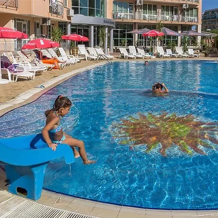 Black Sea فندق ساني بيتش